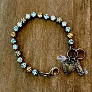 Mariana Crystal Bracelet with Flower Detail